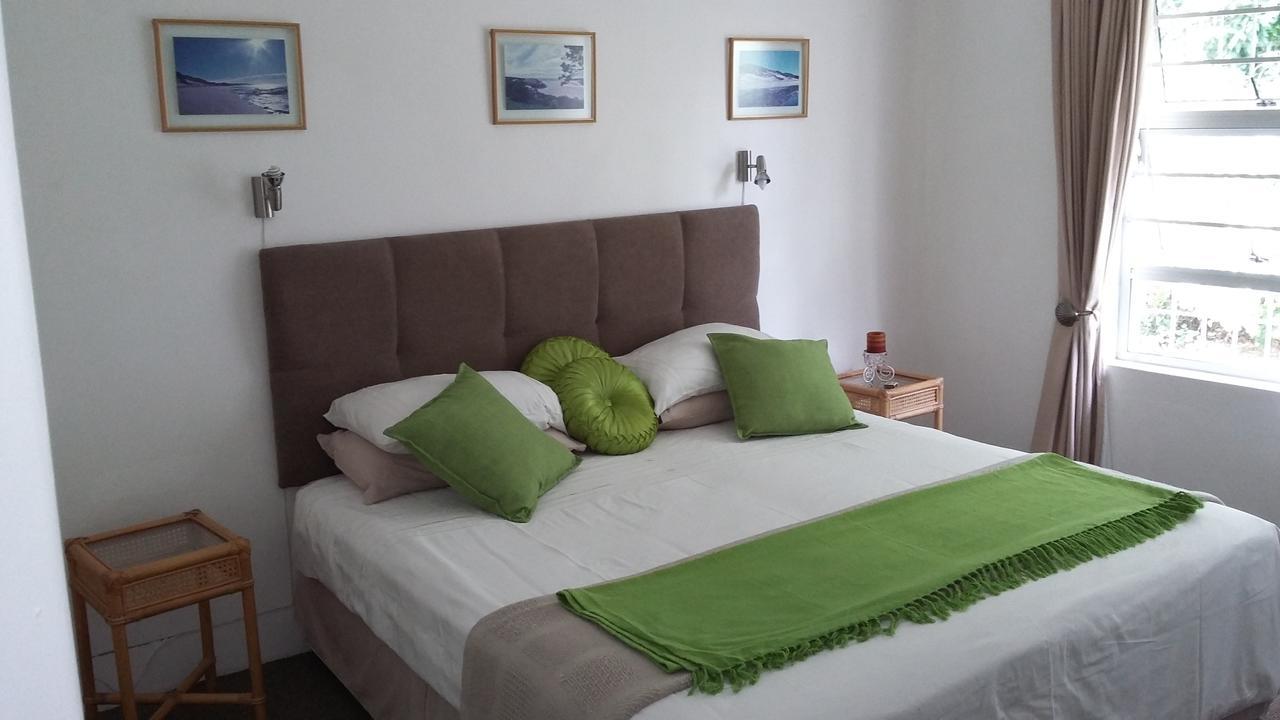 Sounds Of The Sea Bed and Breakfast East London Exteriör bild